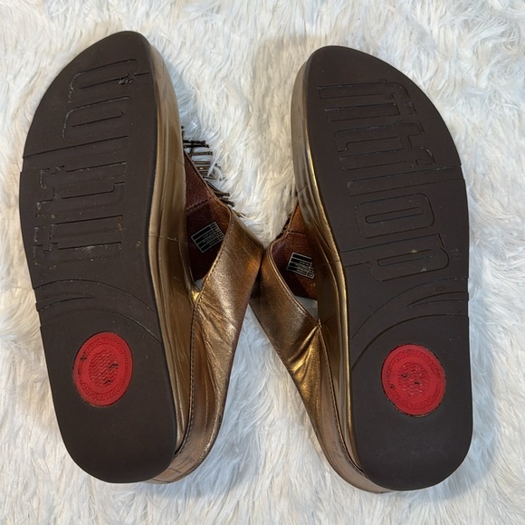 Women’s size 10 FitFlops, Cha-Cha, in bronze - Picture 7 of 11